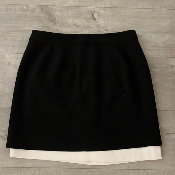 Banana Republic skirt - Picture 2 of 7
